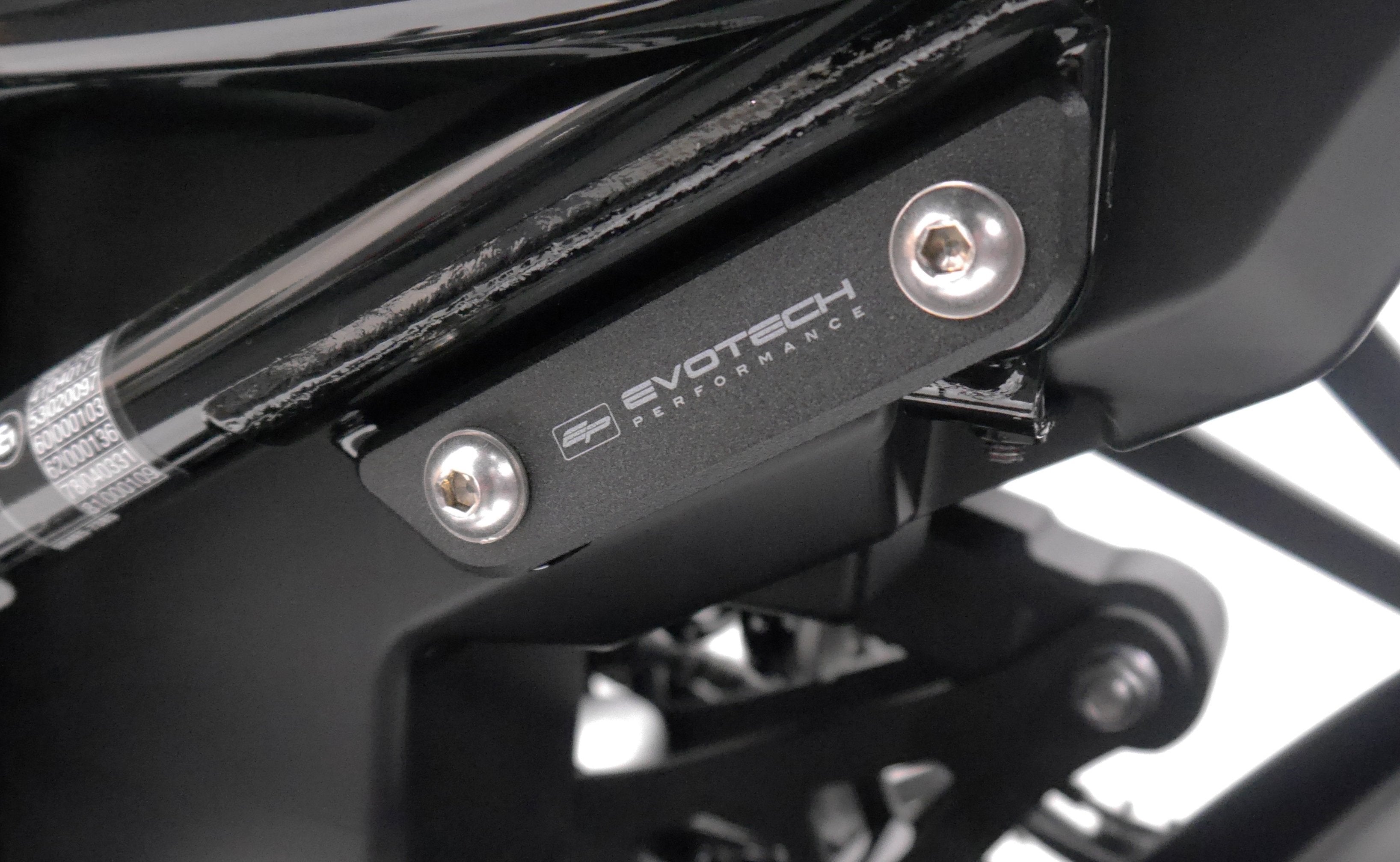 EP Kawasaki Z900RS Performance Footrest Blanking Plate Kit (2018 - 2020)