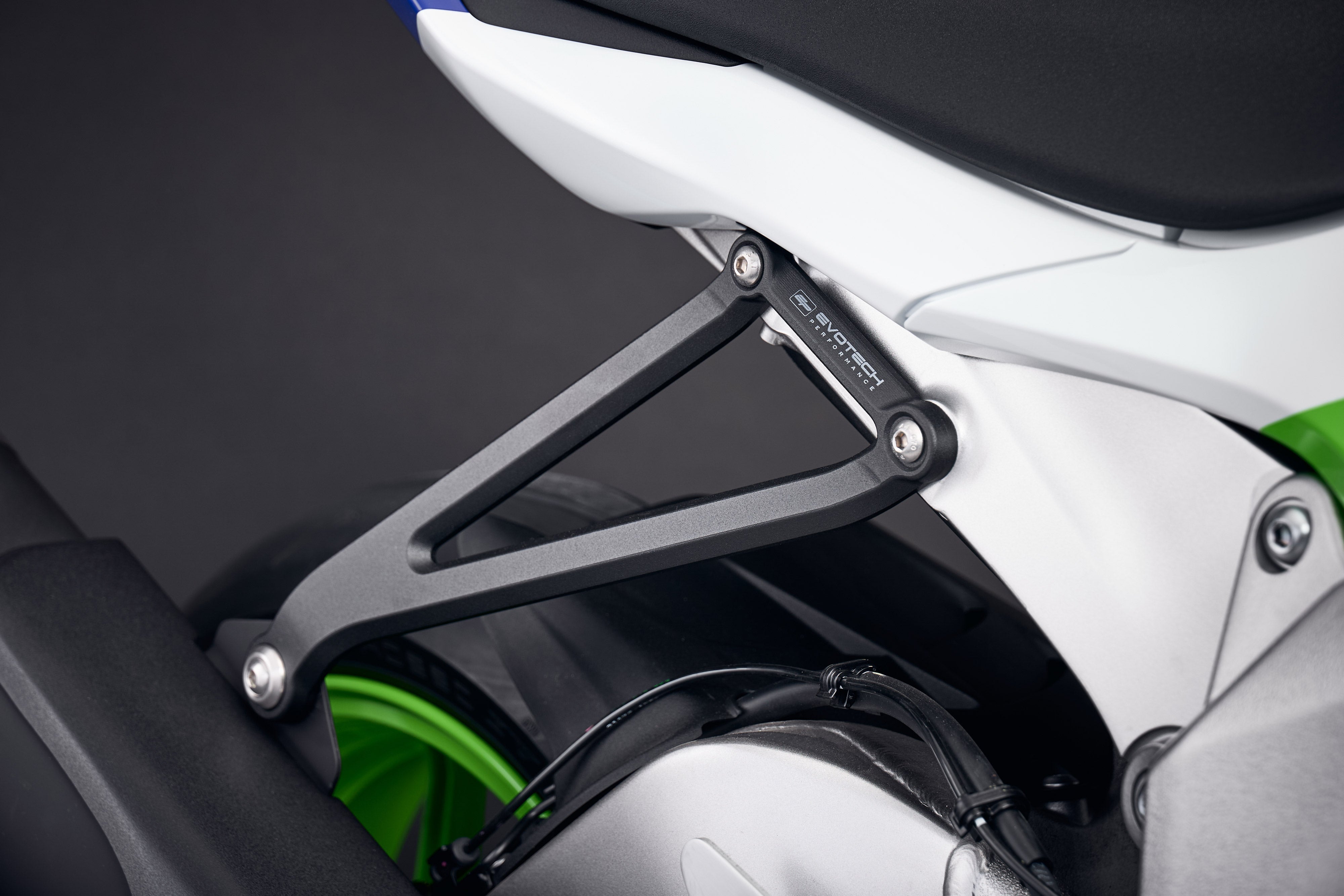 Evotech Kawasaki ZX6R Performance Exhaust Hanger (2019 - 2021)