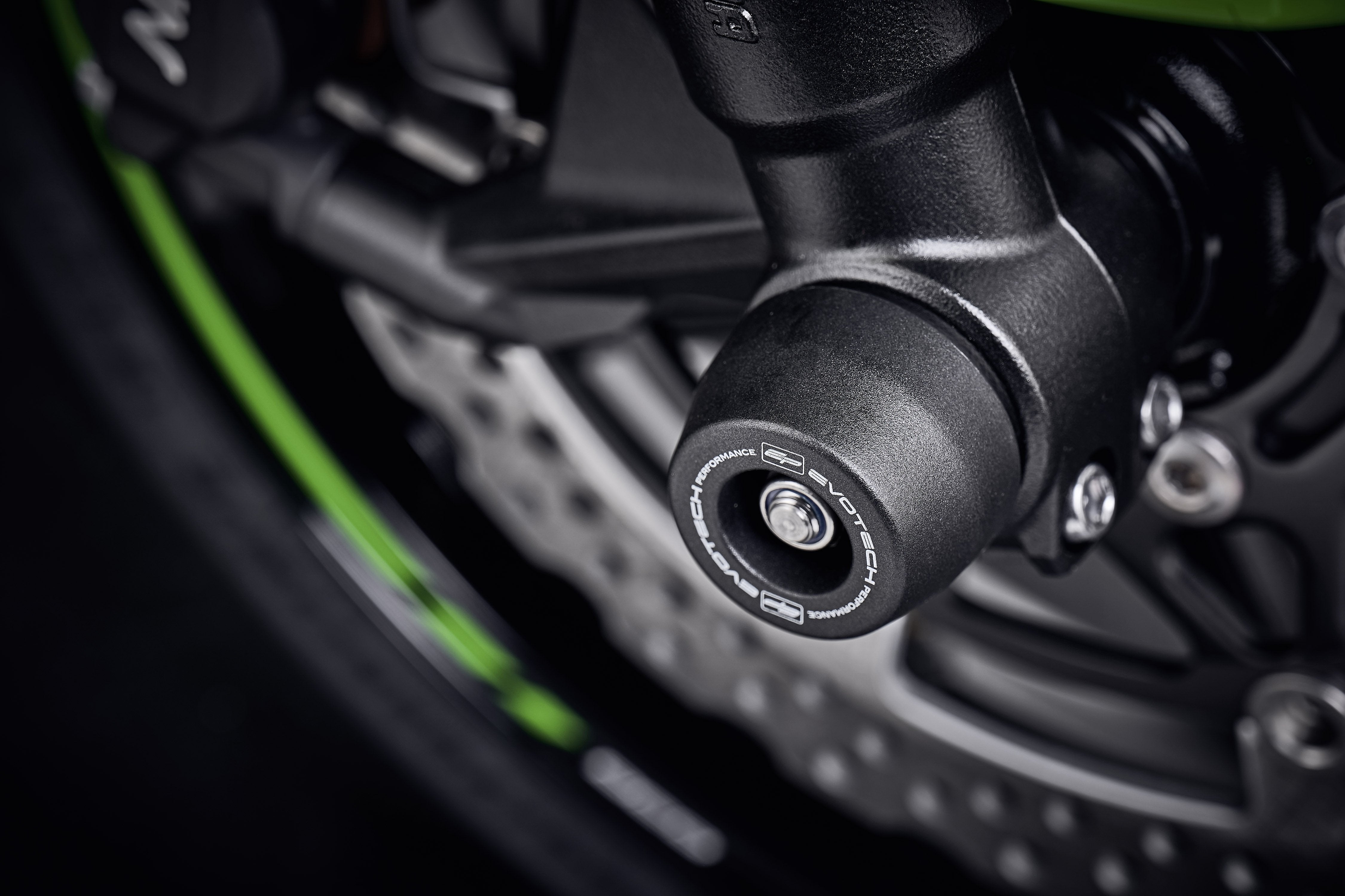 EP Front Spindle Bobbins - Kawasaki ZX6R (2019 - 2021)