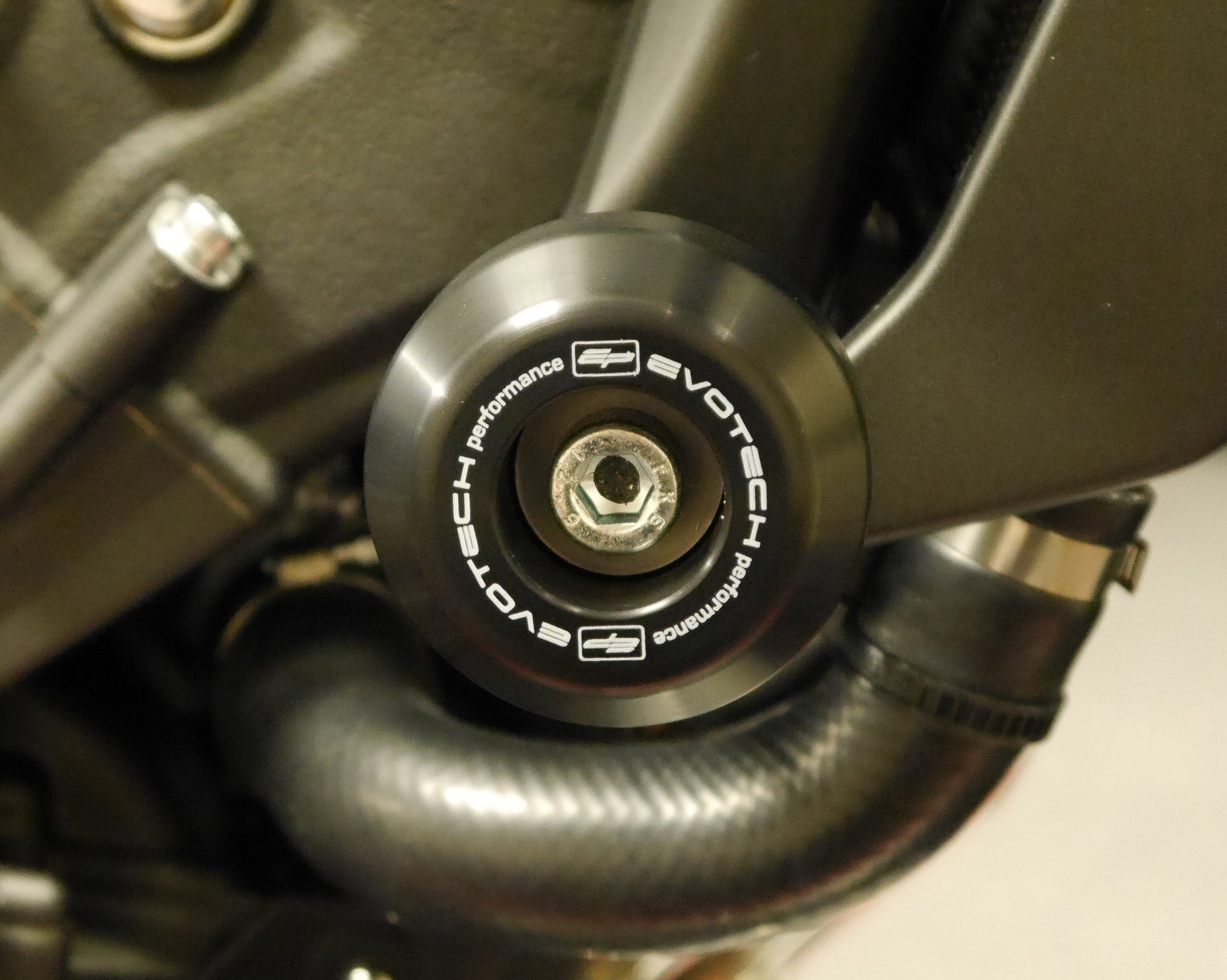 EP Yamaha FZ-09 Crash Bobbins (2017-2020)