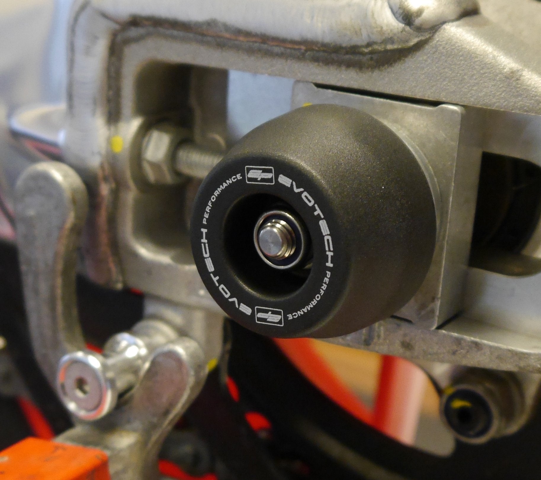 Evotech Rear Spindle Bobbins - Aprilia Tuono V4 (2021+)