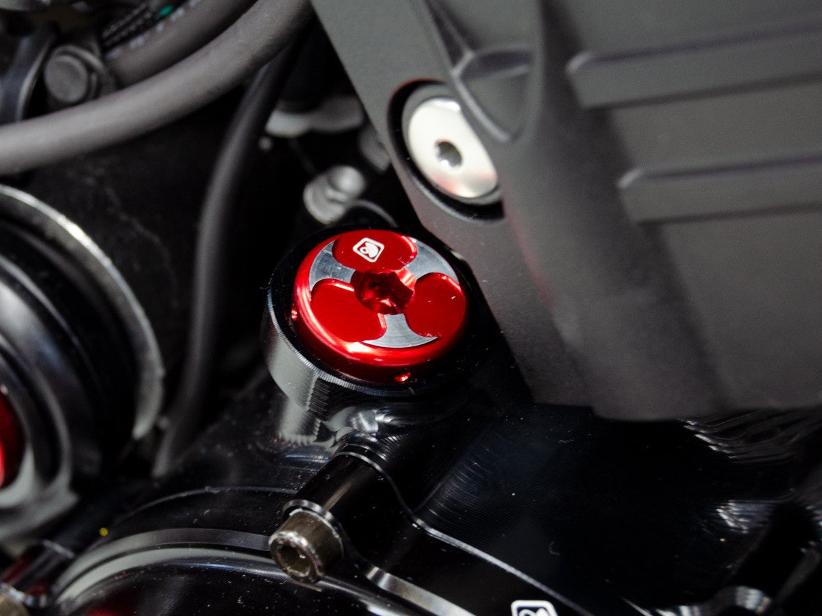 TOO02 - ENGINE OIL CAP