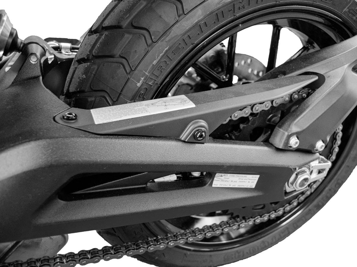 KVT38 - SCRAMBLER CHAIN GUARD SCREW KIT